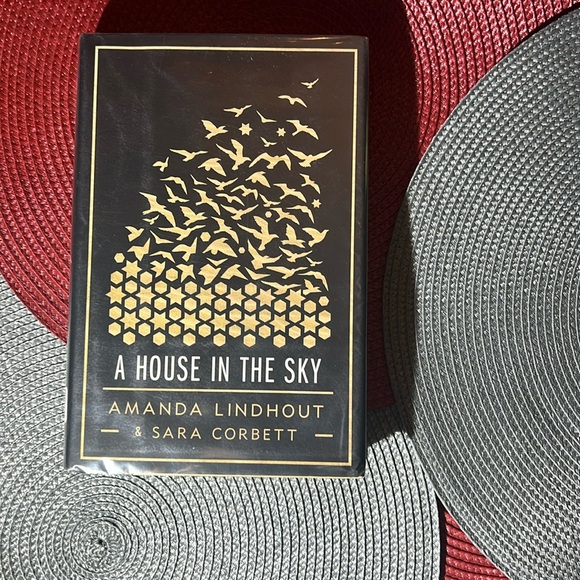 A House In The Sky - Picture 1 of 4